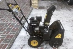 Maaasahan, mataas na kalidad na kagamitan na hinihiling: ang Huter SGC 4800 snow blower