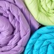 Cura adeguata: come lavare una coperta sintetica senza rovinarla?