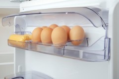 Mga panuntunan sa kaligtasan, o kung gaano karaming araw ang mga itlog ay maaaring maimbak sa refrigerator