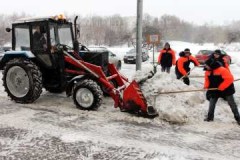 Prednosti, način na koji se provodi i troškovi čišćenja teritorija traktorom