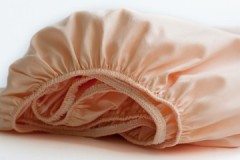 Petites astuces pour repasser et plier des draps avec élastique