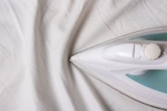 3 raisons pour lesquelles vous ne devriez pas repasser le linge de lit