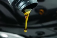 Nota para los automovilistas: ¿cuál es el período de almacenamiento y los requisitos del aceite de motor?