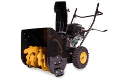 Pagsusuri ng Champion st656 petrol self-propelled snow blower: mga pakinabang at disadvantages, gastos, mga opinyon ng gumagamit