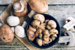 Per gli amanti della caccia tranquilla, una nota: come conservare correttamente i funghi?